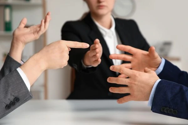 How Can Divorce Mediation Help You Avoid Court Greater London